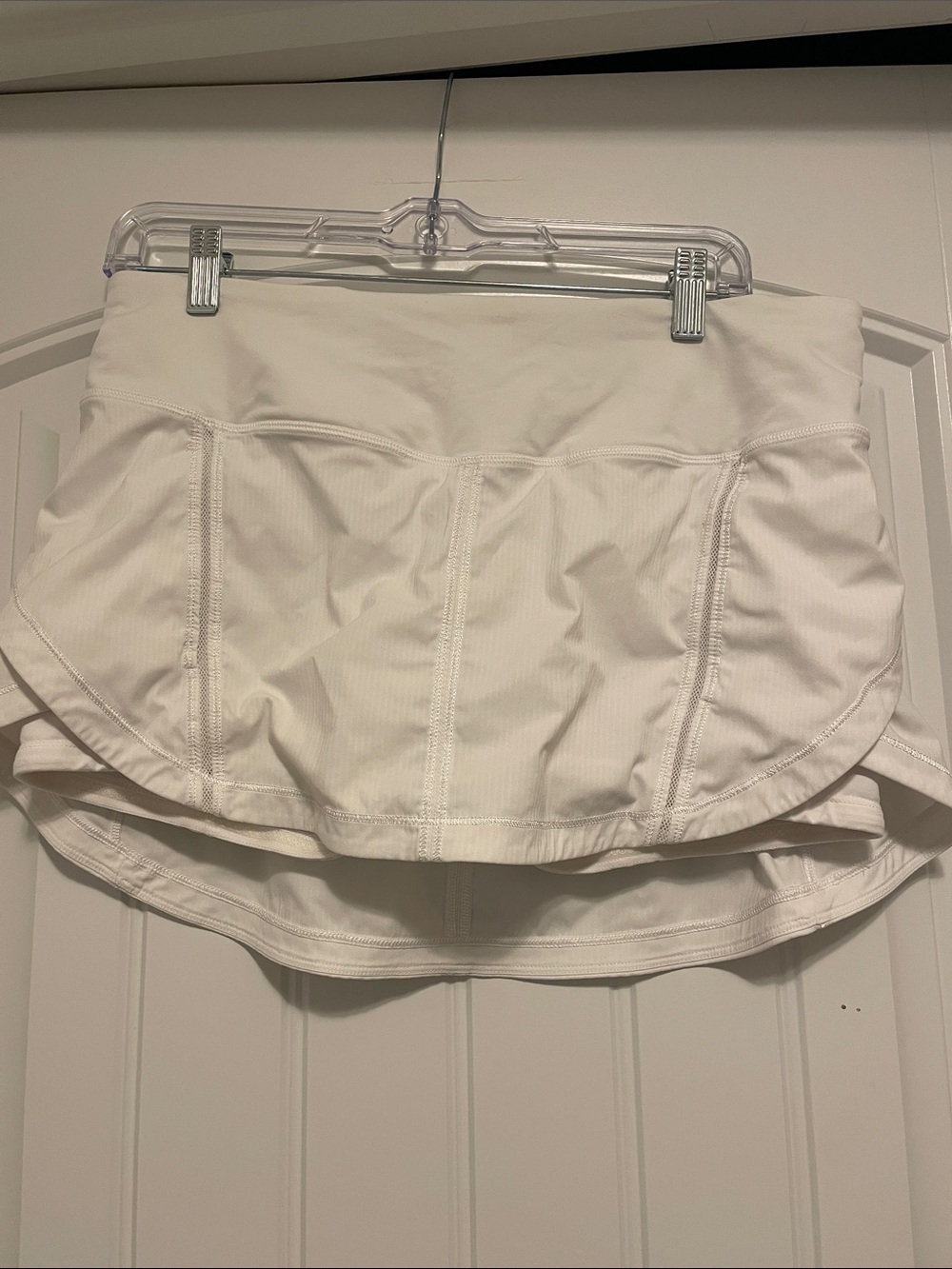 Lululemon White Skort Size 8.